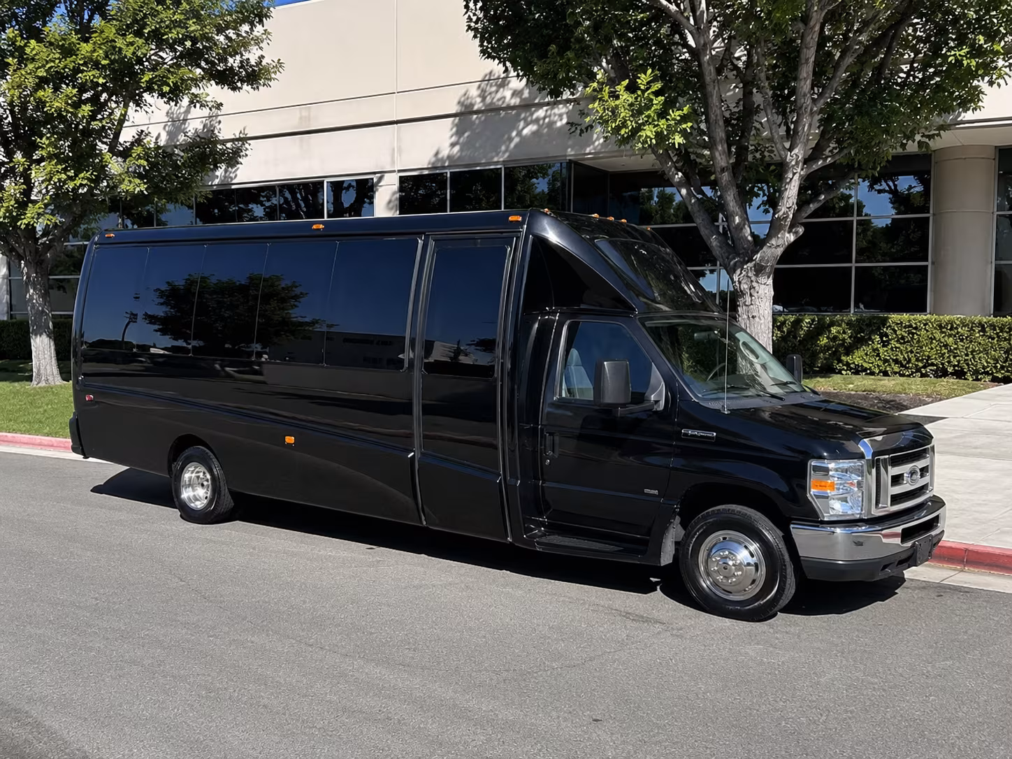Castle Rock Birthday, Sweet 16, & Quinceañera Party Bus Rentals
