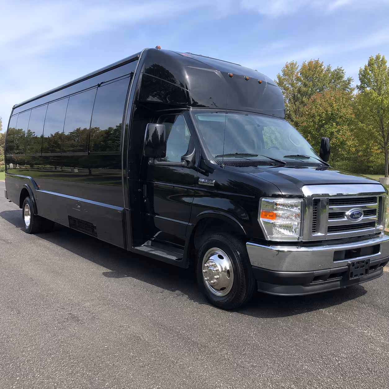Pueblo Winery Tour & Pub Crawl Transportation party bus exterior